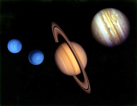 voyager 1 and 2 definition